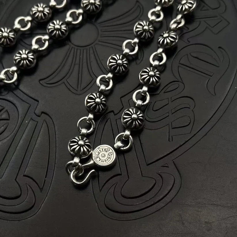 CH LOGO NECKLACE -9